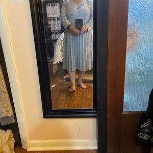 Comfy gray knit dress with pleats and belt